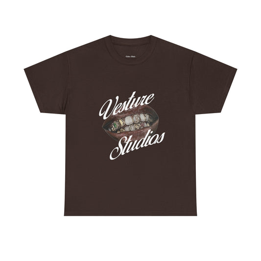 Vesture Graphic T-shirt